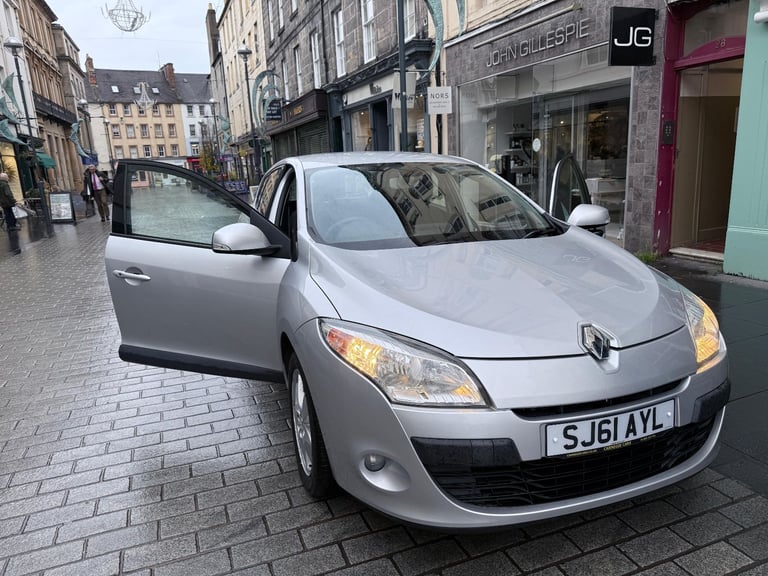 image for Renault, MEGANE, Hatchback, 2011, Manual, 1598 (cc), 5 doors