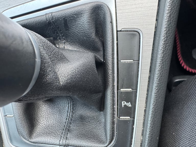 2015 Volkswagen Golf 1.6 TDI 110 Match 5dr - AUTO LIGHTS - PARKING SENSORS HATCHBACK Diesel Autom...