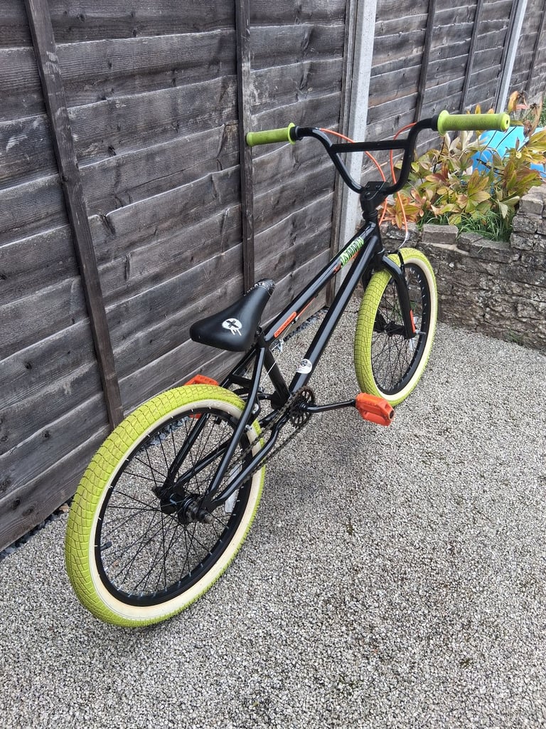 Kids Rooster Just Jammin Bmx Bike 