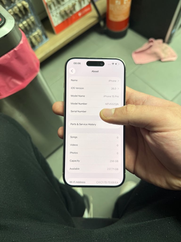 iPhone 15 pro (256GB)