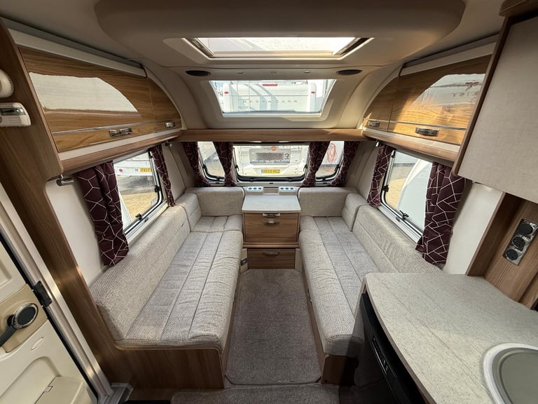 Swift Challenger 560 Rear Island Bed Middle Bathroom 
