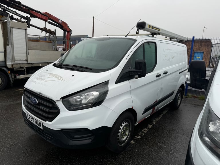 2018/68 FORD TRANSIT CUSTOM 130PS EURO 6 A/C RUNS DRIVES PRICE IS PLUS VAT 