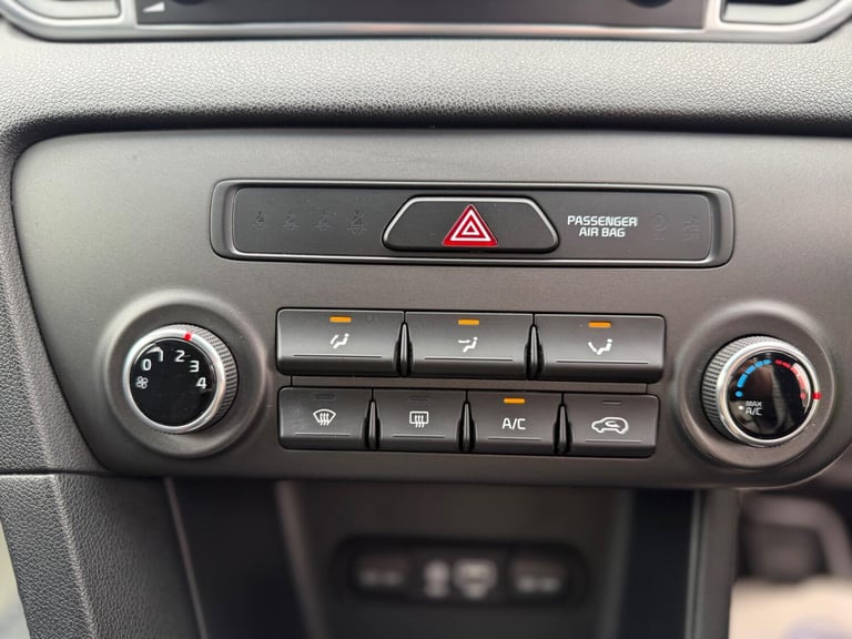 2017 Kia Sportage 1.7 CRDi 1 Euro 6 (s/s) 5dr ESTATE Diesel Manual