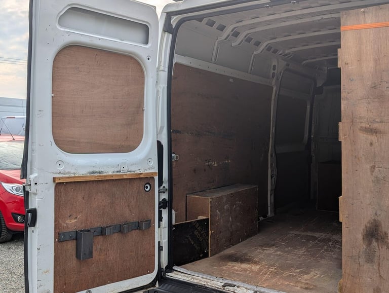 2017 Peugeot Boxer 2.0 BlueHDi H2 Professional Van 130ps PANEL VAN DIESEL Manual