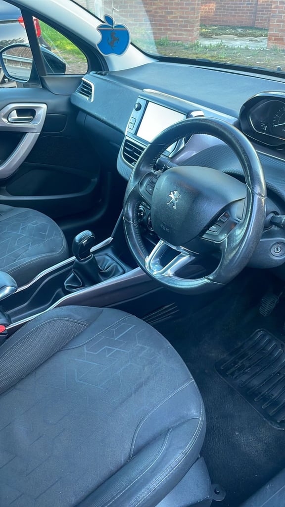 2014 PEUGEOT 2008 1.4 DIESEL 92,000