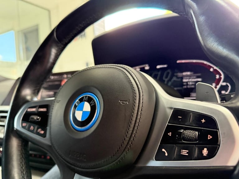 2022 BMW 3 Series 2.0 330e 12kWh M Sport Touring Auto Euro 6 (s/s) 5dr Estate PETROL/ELECTRIC Aut...