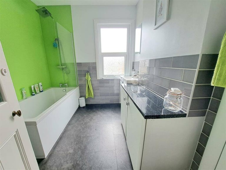 💕Rooms For Rent in Canary Wharf 🛌Available now 📍