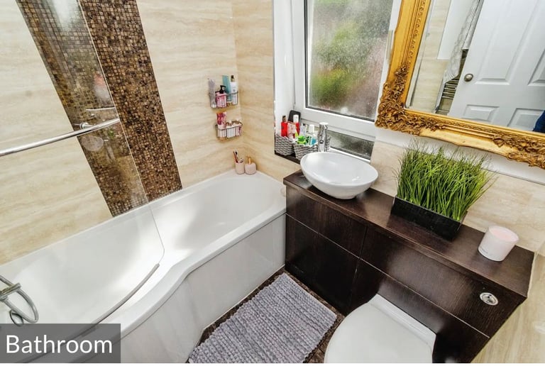 3-Bedroom House Available for Long-Term Lease 