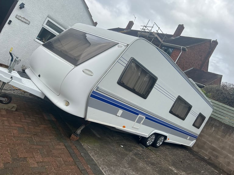 hobby prestige with log book 2009