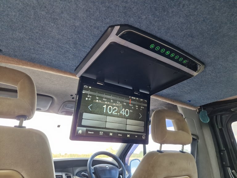 2003 Renault Trafic  Runs Drives Perfectly 7 Seats  Removable Seats