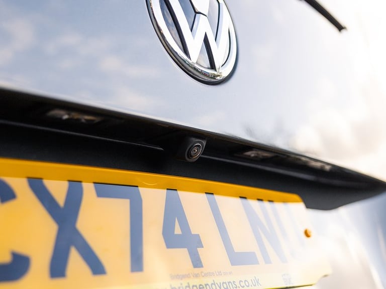 2024 Volkswagen Transporter 2.0 TDI 150 Highline Kombi Van DSG WINDOW VAN DIESEL Automatic