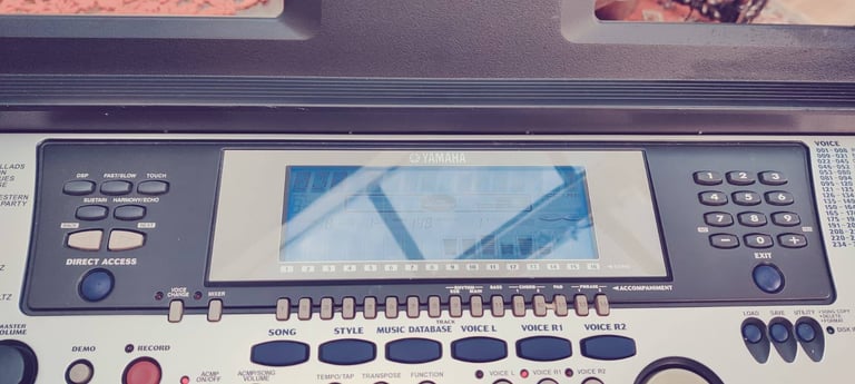 Yamaha PSR-550 Keyboard Organ Piano