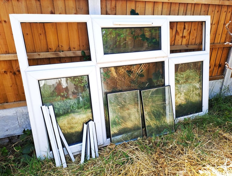 image for Used double glazing unit 200 x 124 cms 