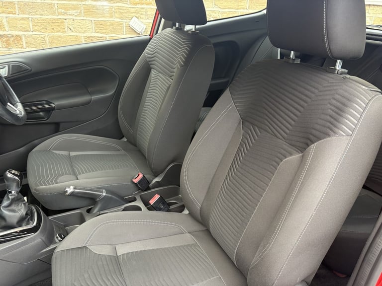 FORD FIESTA 1.25 Zetec 2017