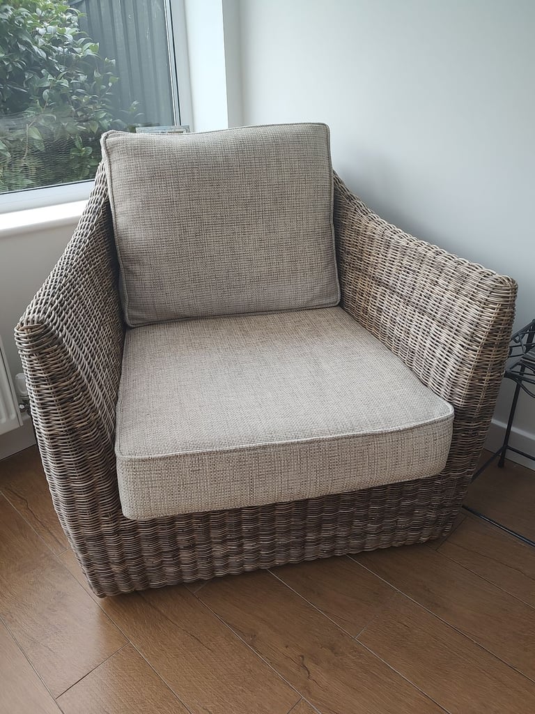 Conservatory furniture
