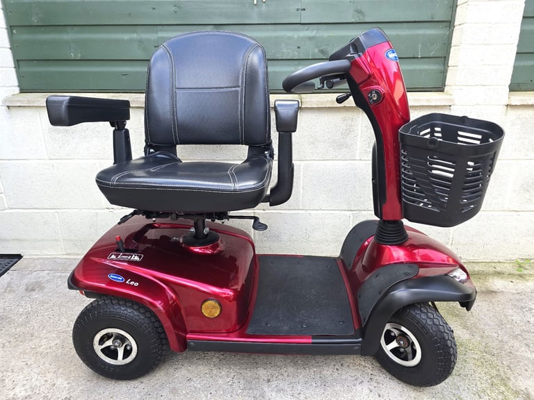 Mobility Scooter 4mph Invacare Leo
