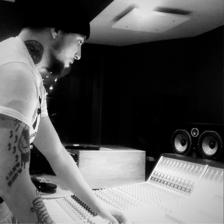 Available music producer looking for new artists to work with