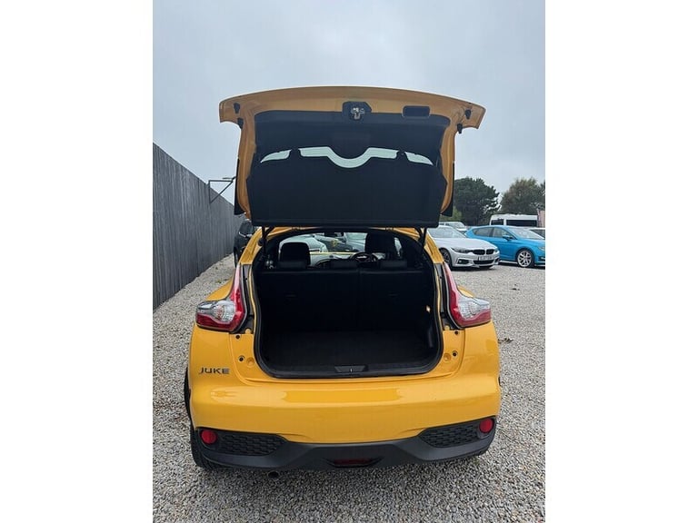 2015 Nissan Juke Tekna SUV Petrol Automatic