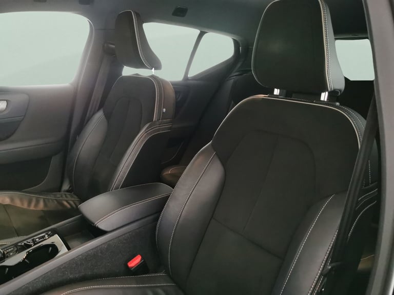 2021 Volvo XC40 1.5 T5 Recharge PHEV R DESIGN 5dr Auto ESTATE PETROL/ELECTRIC Automatic