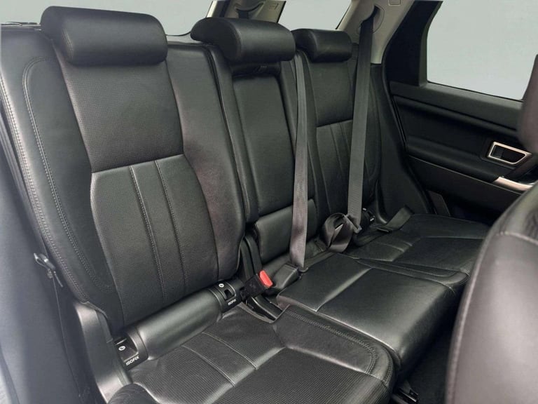 2015 Land Rover Discovery Sport 2.0 TD4 180 HSE Black 5dr Auto ESTATE DIESEL Automatic