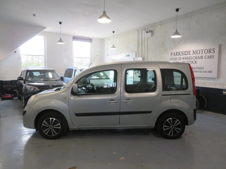 2011 Renault Kangoo WHEELCHAIR CAR DISABLED ACCESS VEHICLE MOBILITY MPV Diesel Manual