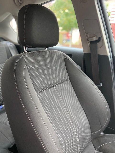 FOR SALE – 2011 Vauxhall Astra 1.6 Hatchback Automatic  – 88,600 miles – Good condition