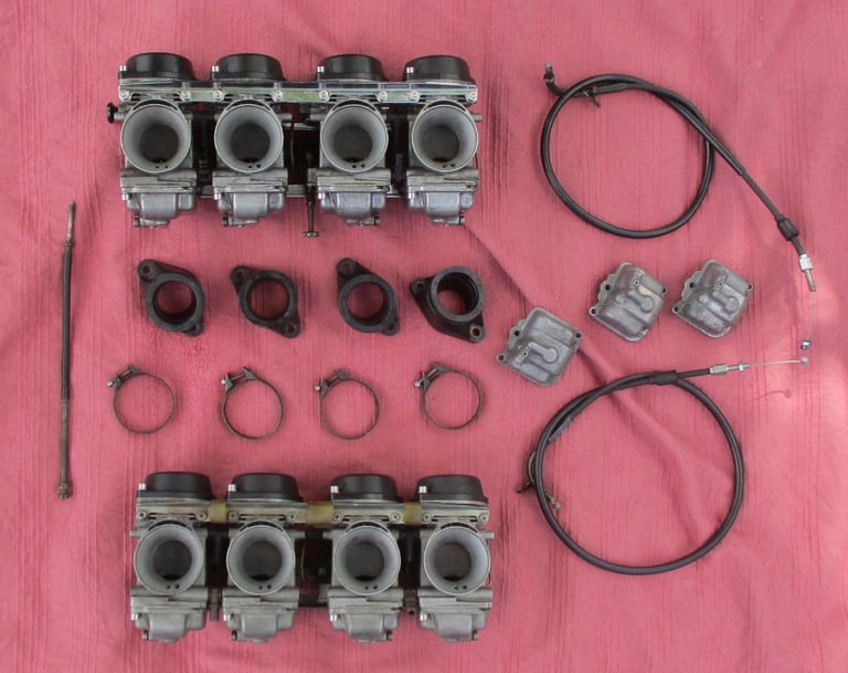Suzuki GSX-R Slingshot carburettors GSXR carbs