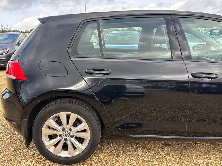 2014 Volkswagen Golf 2.0 TDI BlueMotion Tech SE Euro 5 (s/s) 5dr HATCHBACK Diesel Manual