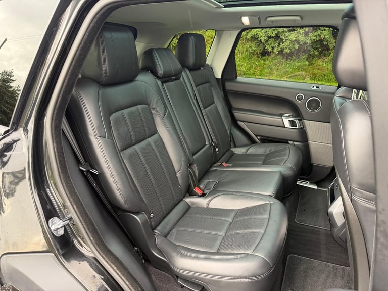 2020 Model Land Rover Range Rover Sport 3.0SDV6 HSE Dynamic 