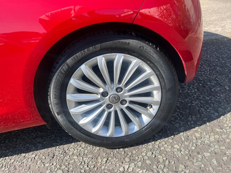 2017 Vauxhall Adam 1.2i Glam 3dr HATCHBACK Petrol Manual