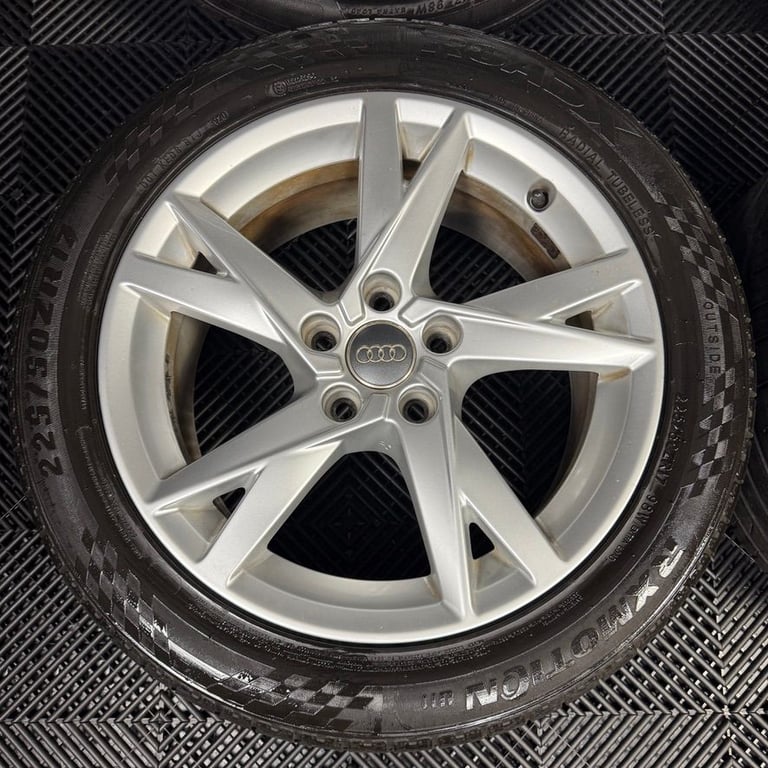 17'' GENUINE AUDI A4 SILVER Y SPOKE B8 B9 ALLOY WHEELS ALLOYS TYRES