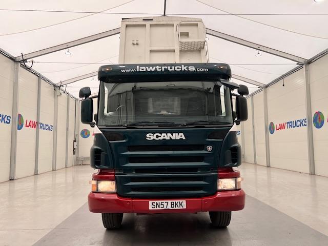 Scania P380 8x4 Rest Cab Bulk Tipper Manual