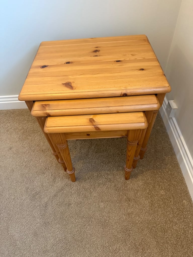 Pine nest of tables