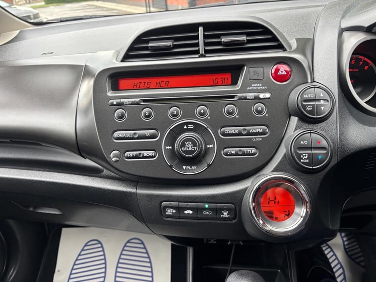 HONDA JAZZ 1.4 i-VTEC EX 2011