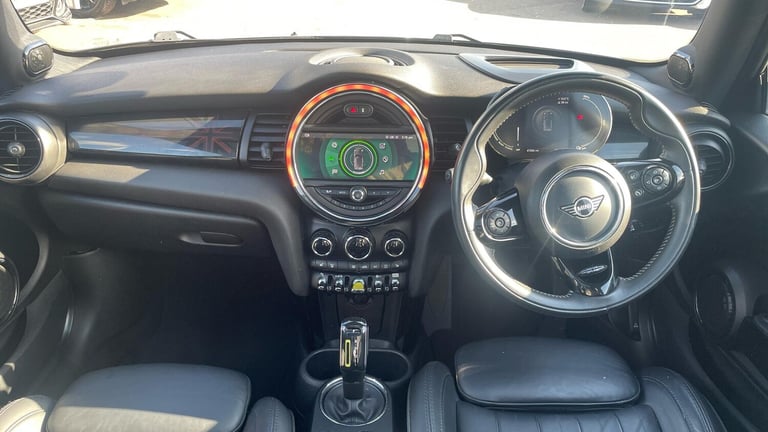 2020 MINI Hatchback Electric 135kW Cooper S Level 3 33kWh 3dr Auto Hatchback Electric Automatic