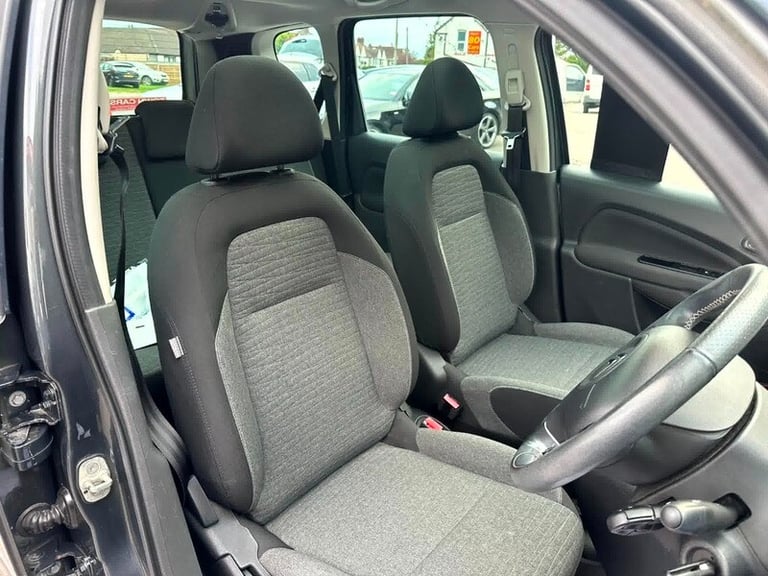 Citroen C3 PURETECH PLATINUM PICASSO-ONLY 60702 MILES, ONLY ?35 ROAD TAX