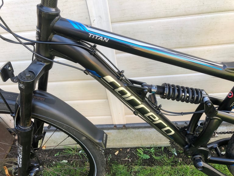 Carrera Titan adult bike 17” frame in good condition nr5 9