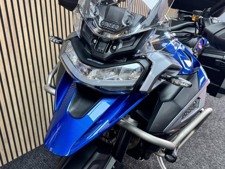 2023 73 Triumph Tiger 1200 GT Explorer - LUGGAGE - BREMBO - REAR RADAR