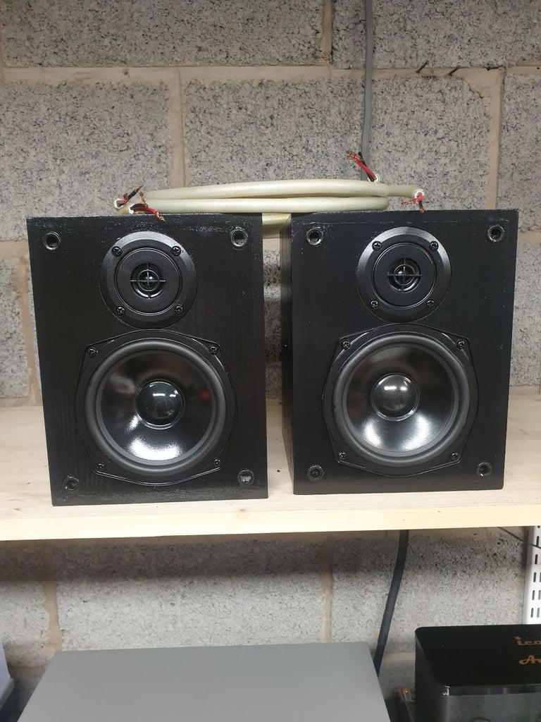 wharfedale programme 30d.6 speakers