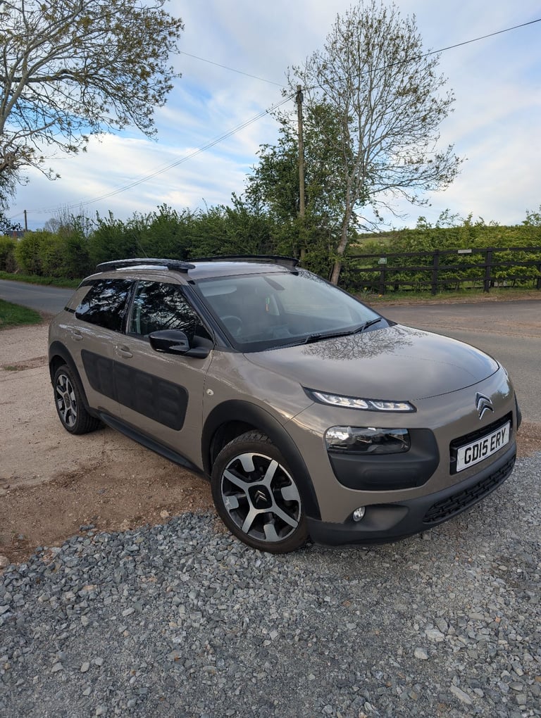 Citroen, C4 CACTUS, Hatchback, 2015, Manual, 1199 (cc), 5 doors