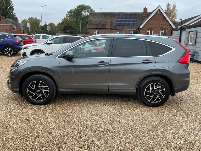 2017 Honda CR-V 2.0 i-VTEC SE Plus 5dr [Nav] ESTATE Petrol Manual