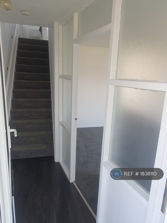 3 bedroom house in Slade Close, Ramsey, PE26 (3 bed) (#1838110)