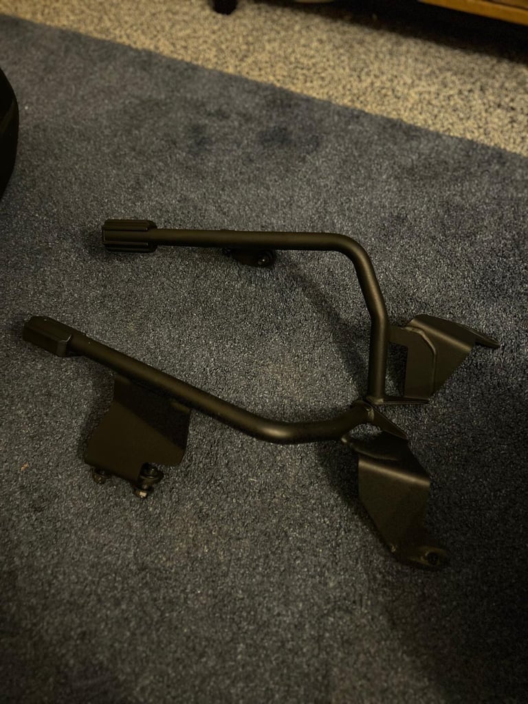 Shad 3p pannier and rack system