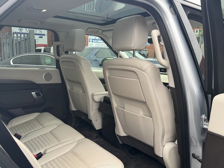 2019 Land Rover Discovery 2.0 SD4 HSE SUV 5dr Diesel Auto 4WD Euro 6 (s/s) (240 ps) ESTATE Diesel...