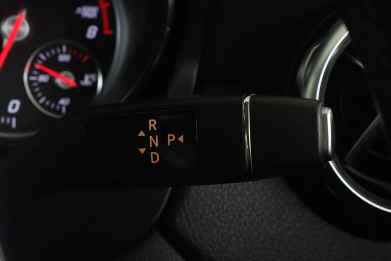 2020 Mercedes-Benz GLA 1.6 GLA180 Urban Edition 7G-DCT Euro 6 (s/s) 5dr ESTATE Petrol Automatic