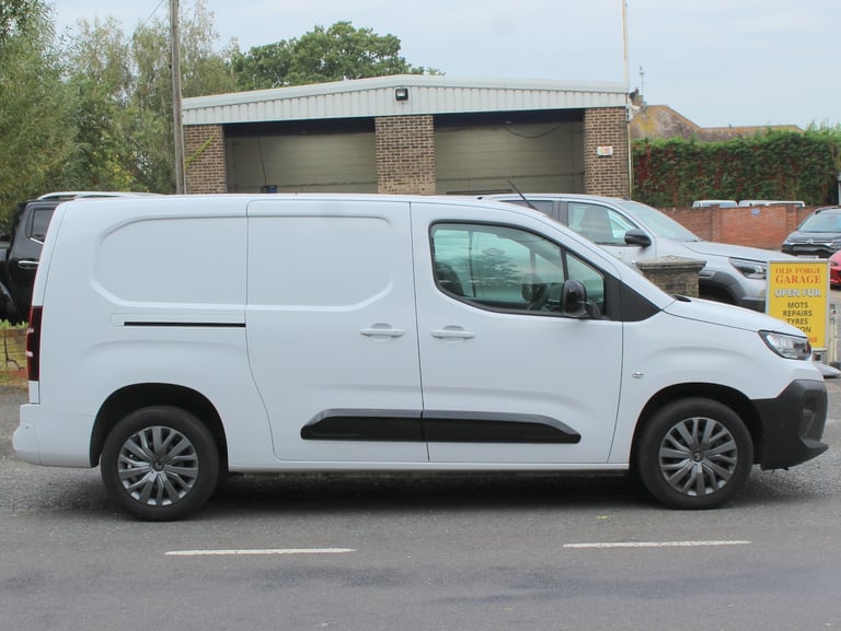 2024 Citroen Berlingo 1.5 BlueHDi 950 Driver XL Panel Van 6dr Diesel Manual LWB