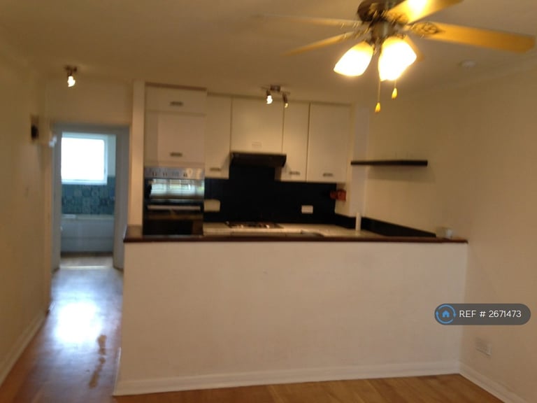 1 bedroom flat in Edwaroad Harvey Court, Belvedere, DA17 (1 bed) (#2671473)