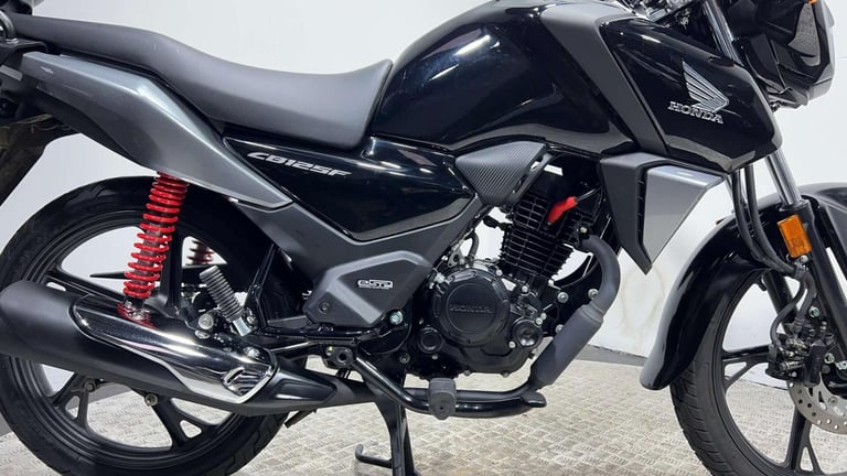 Honda CB 2022 VERY CLEAN LOW MILEAGE 2K 125CC COMMUTER LEARNER BIKE