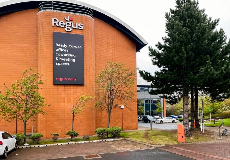 Edinburgh - EH12 9DQ, 2 Desk serviced office to rent at 4 Redheughs Rigg