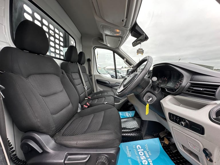  Maxus Deliver 9 2.0 D20 Chassis Cab 2dr Diesel Manual RWD L2 Euro 6 (s/s) (DRW) (150 ps) Diesel ...